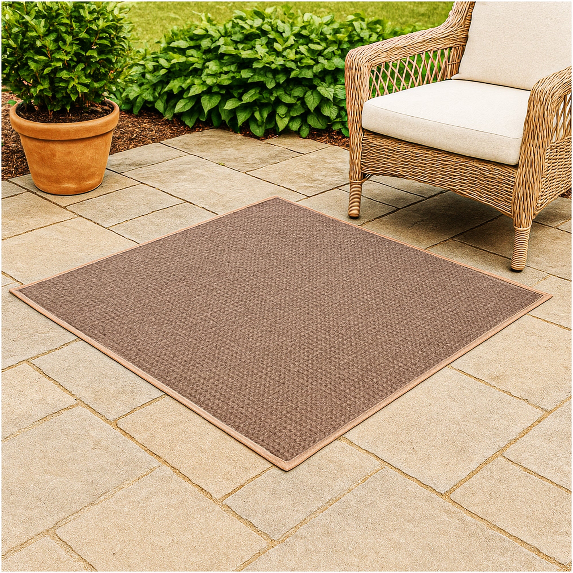 Interlace Waffle Pattern Indoor & Outdoor Rug – Eco-Friendly PET Fiber, Custom Sizes