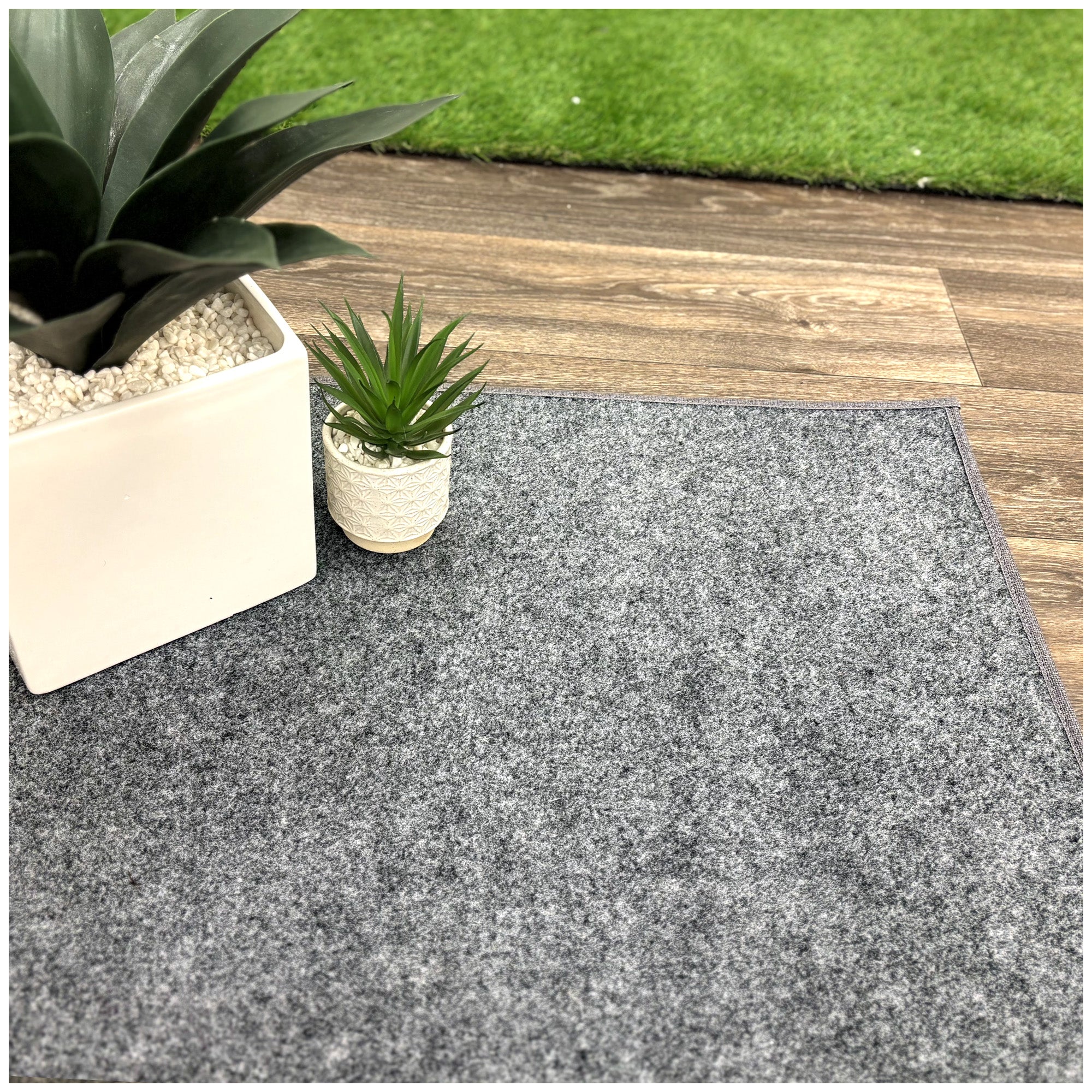 Economical Indoor/Outdoor Carpet Rug (10 Colors)