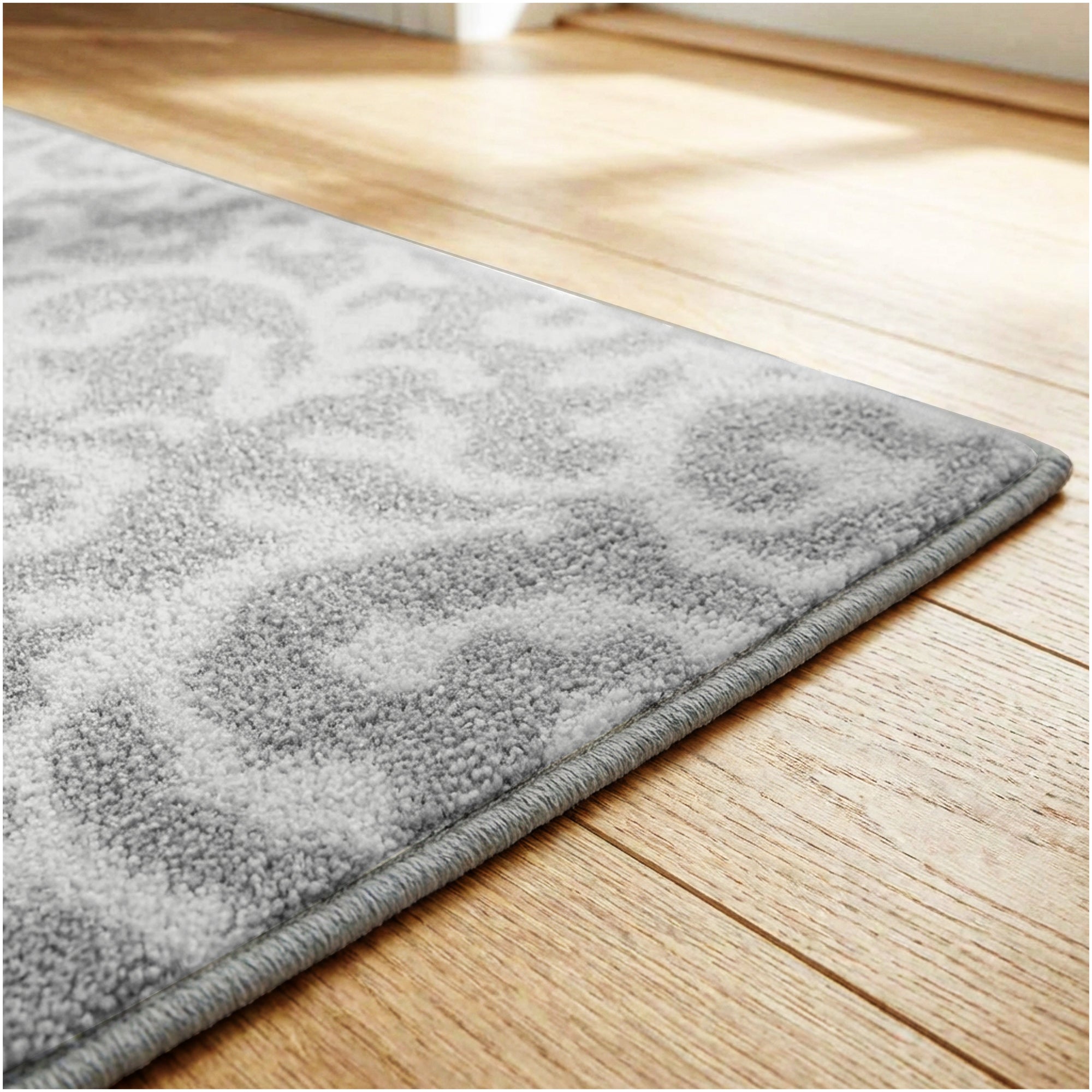 Milliken Coral Springs Indoor Area Rug | Standard Sizes & Color Options