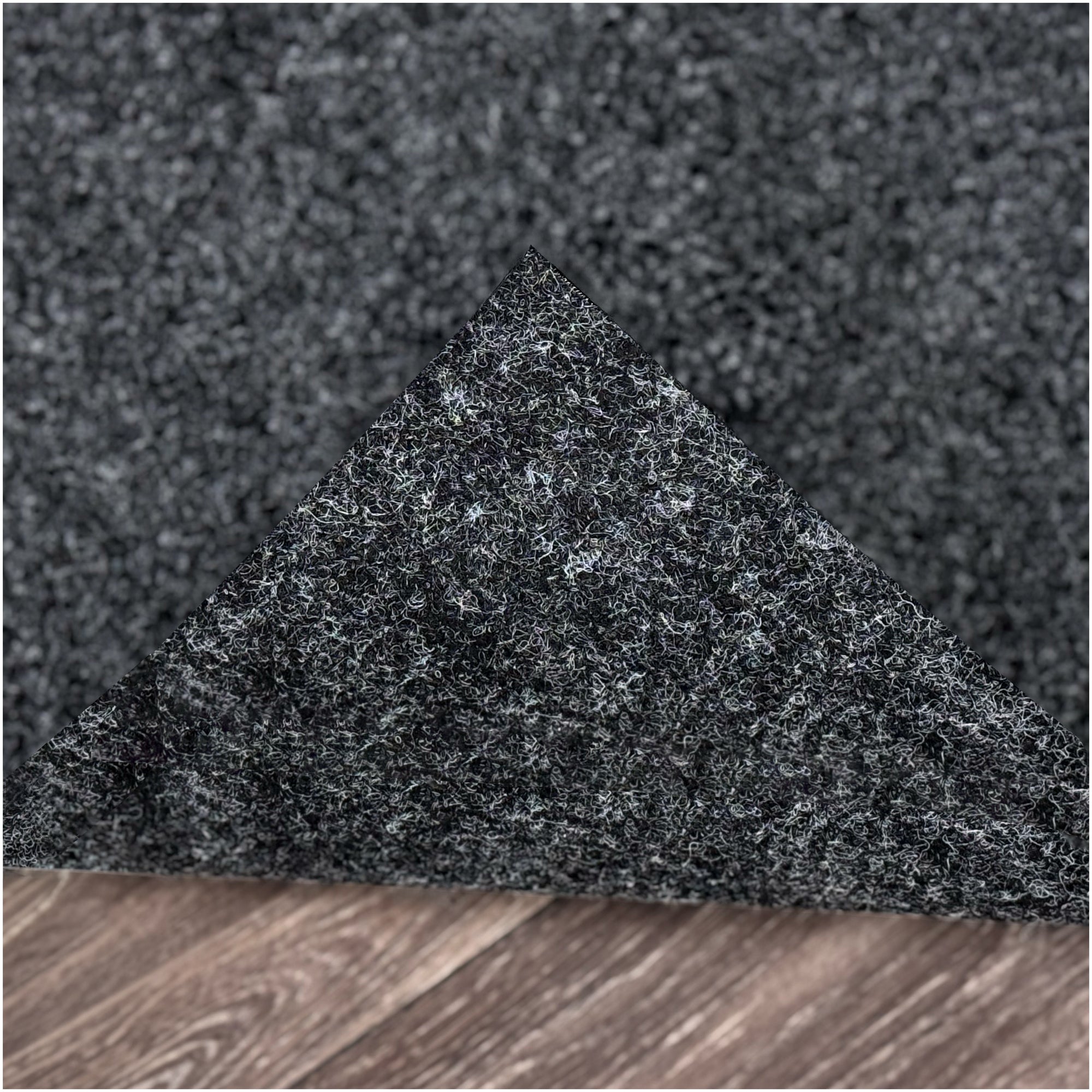 Grizzly Turf Indoor/Outdoor Area Rug – Durable, Weatherproof, Custom Cut