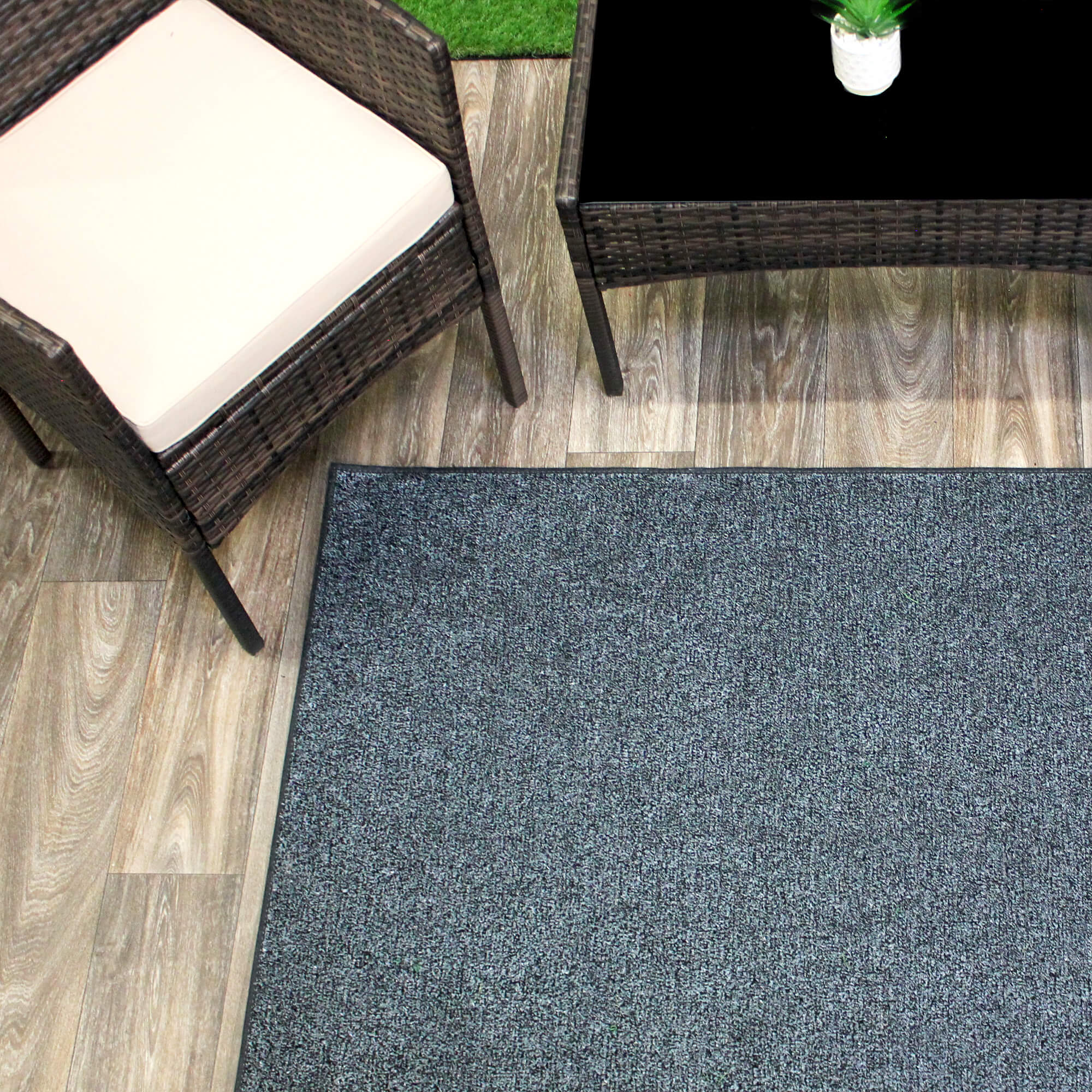 Lightweight Indoor & Outdoor Artificial Grass – 6 Color Options