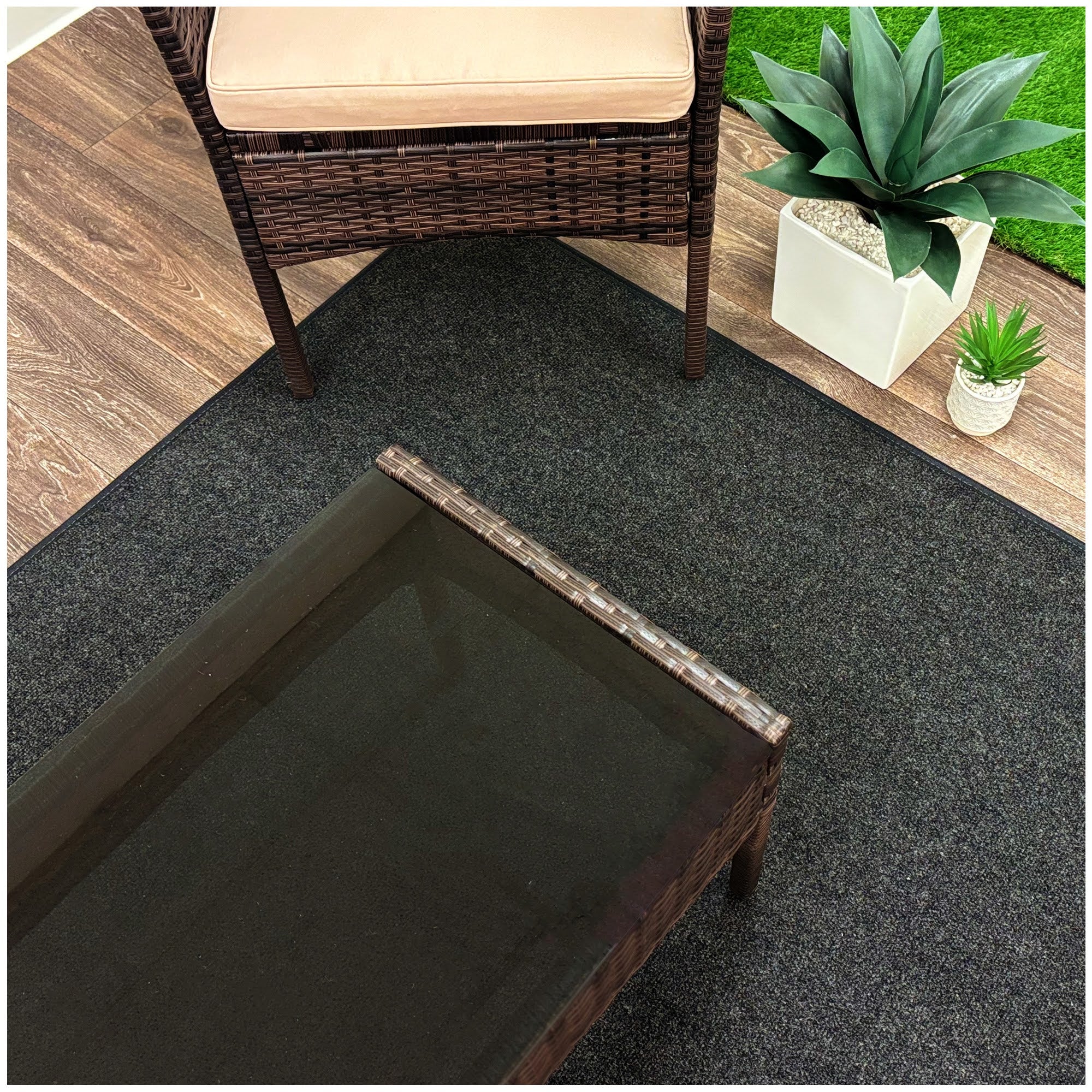 Ribbed Indoor-Outdoor Area Rug