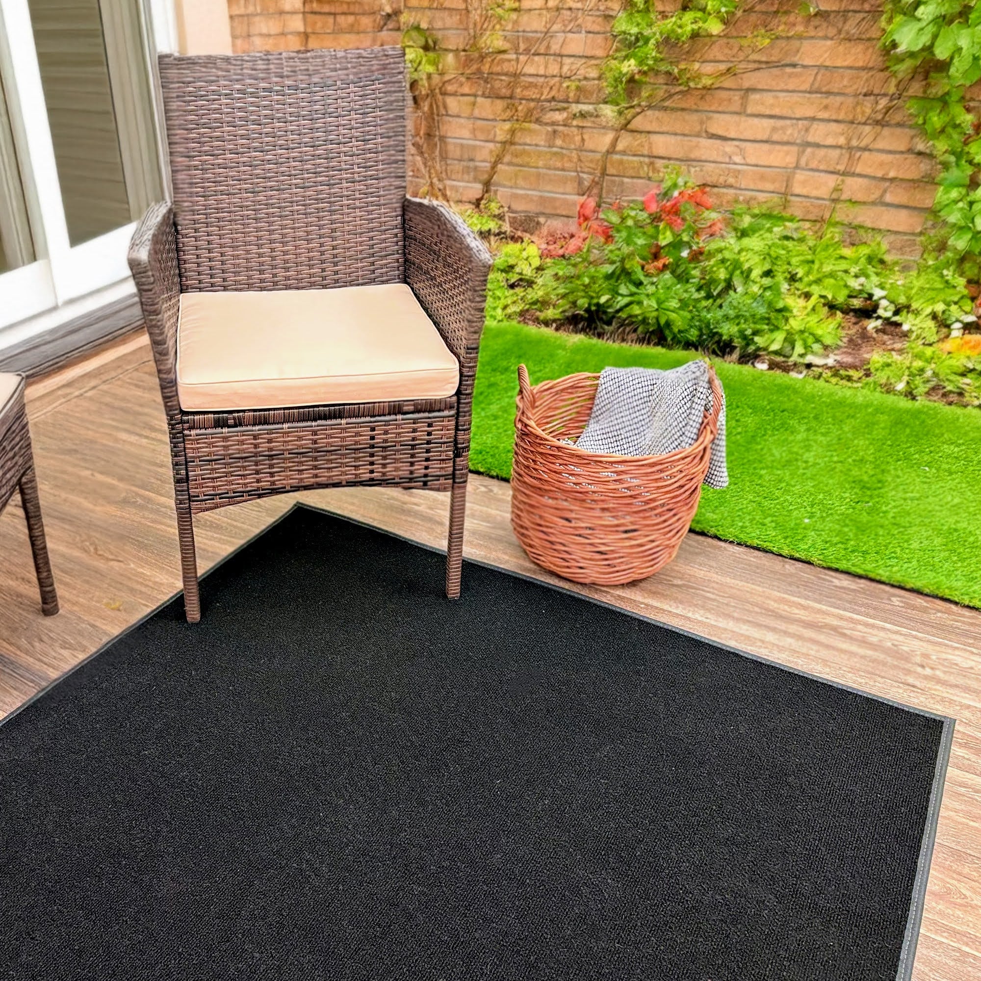 Ribbed Indoor-Outdoor Area Rug