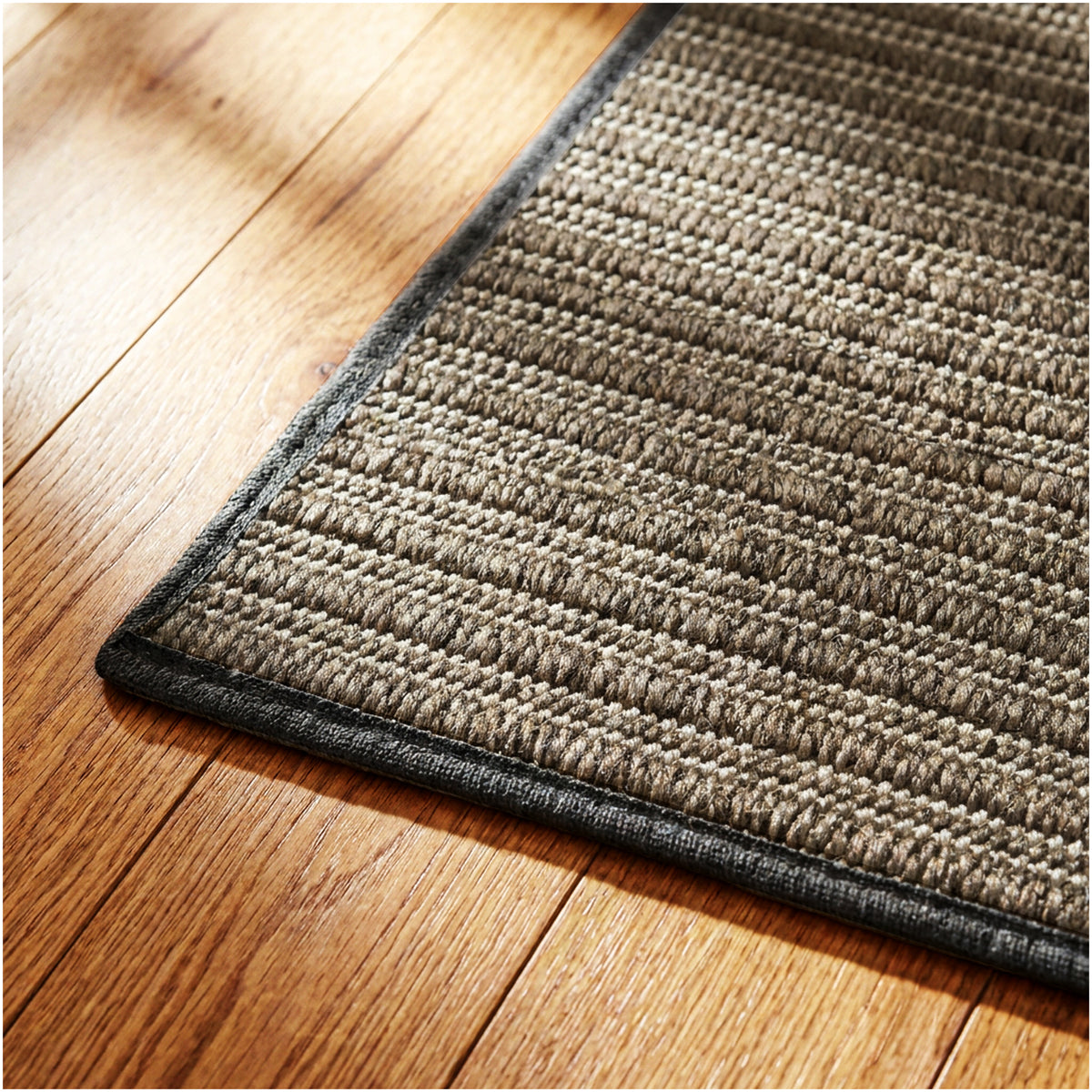 Antigua Indoor & Outdoor Area Rug – Custom Cut Carpet