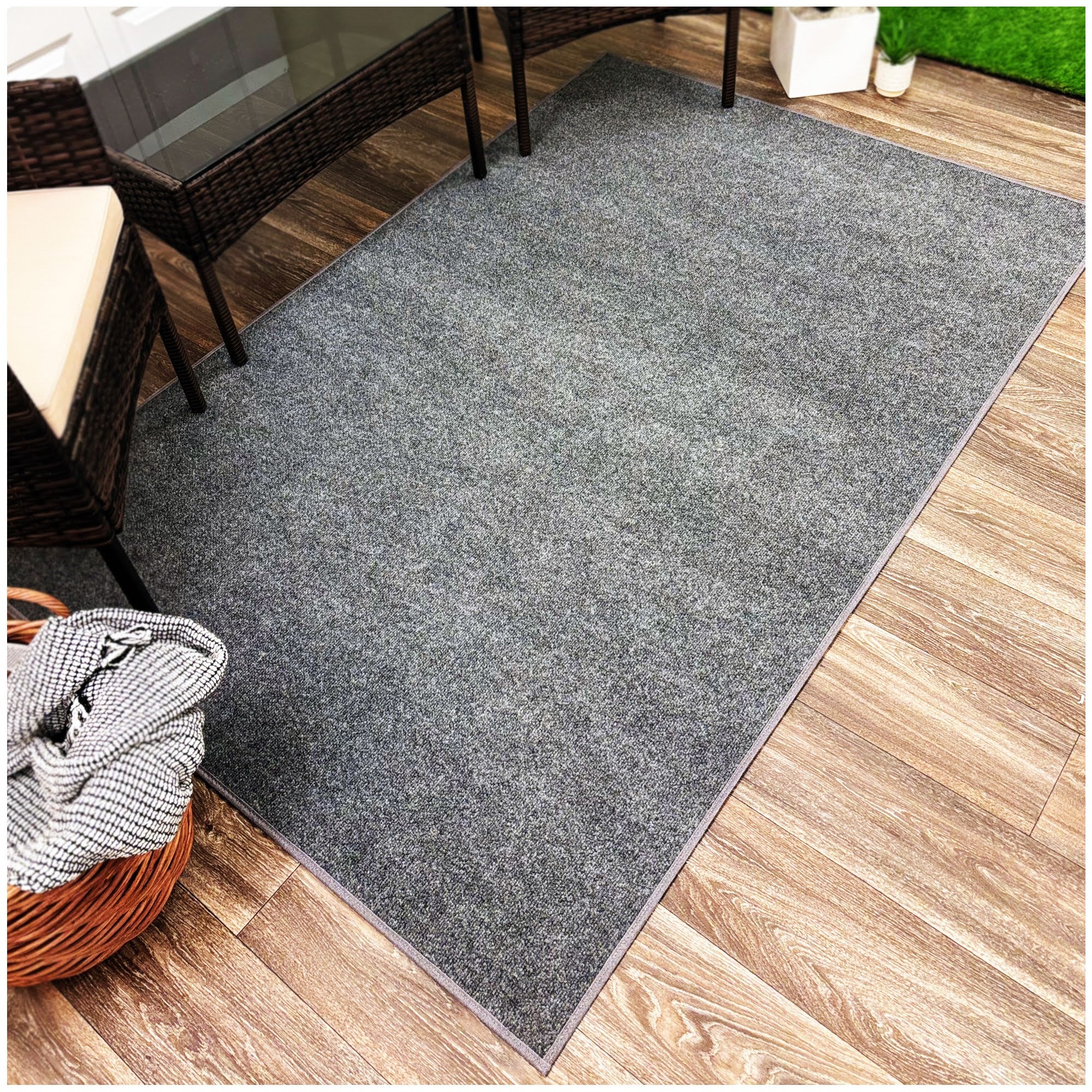 Ribbed Indoor-Outdoor Area Rug