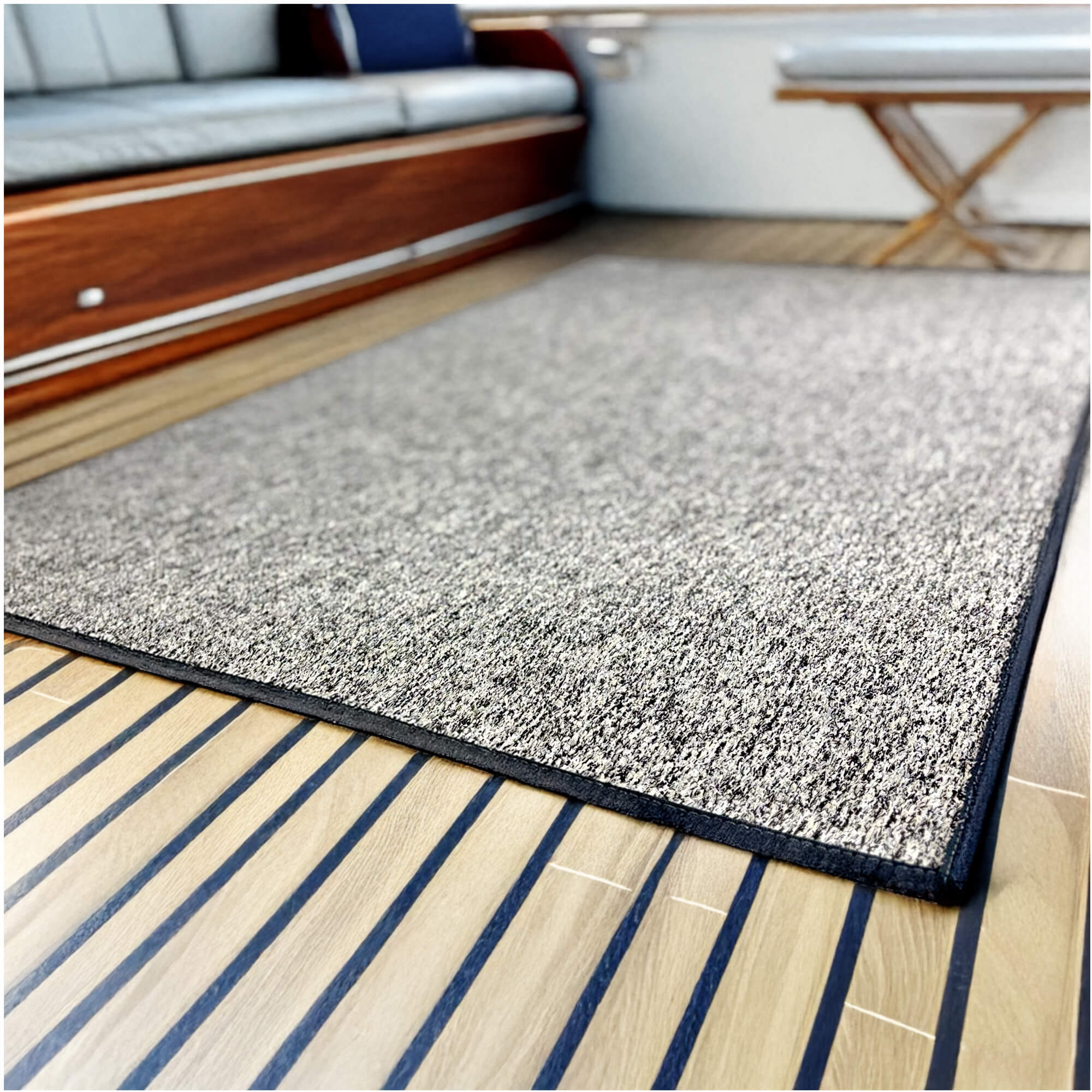 Arbor View Premium Artificial Grass Rug – Custom Sizes Available