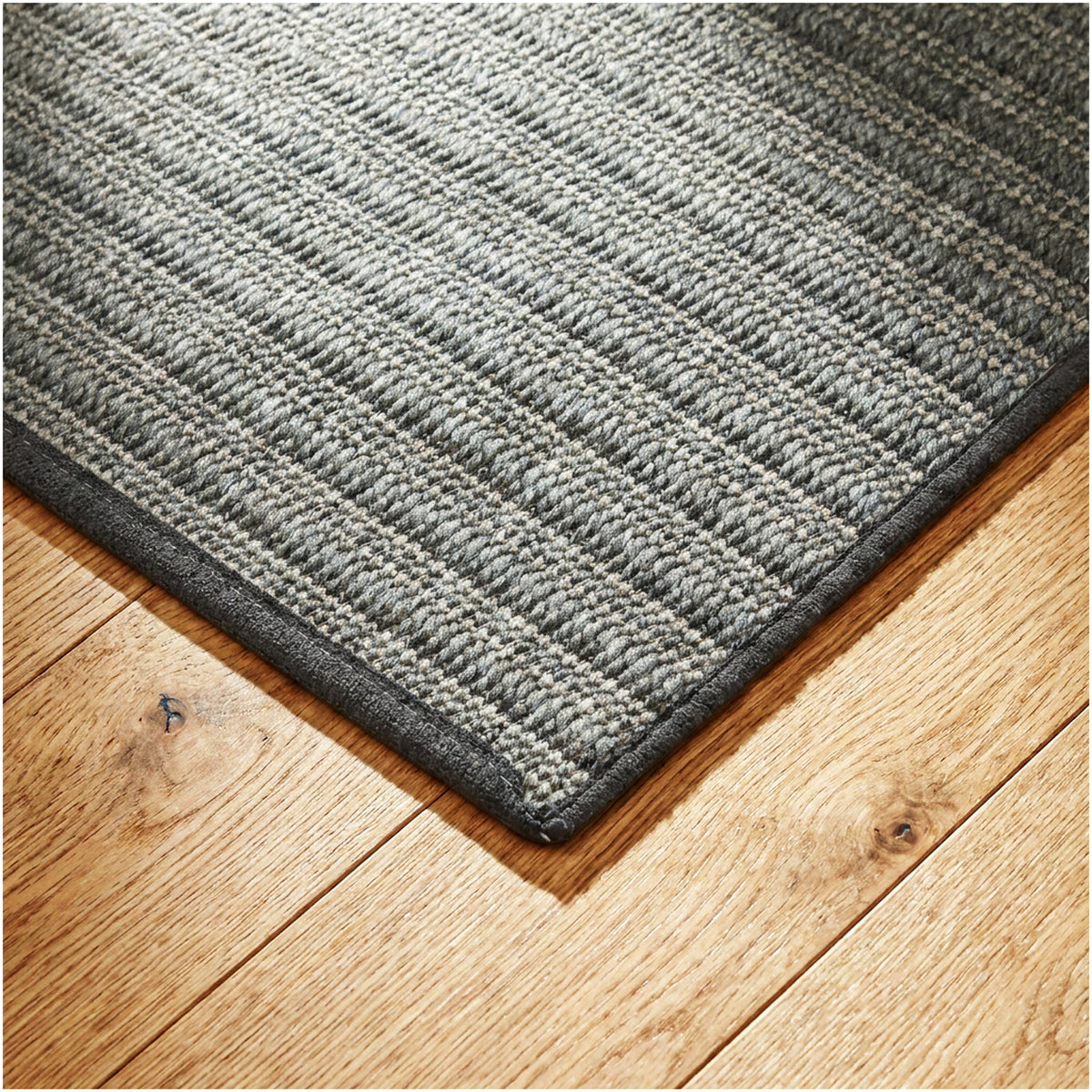 Antigua Indoor & Outdoor Area Rug – Custom Cut Carpet