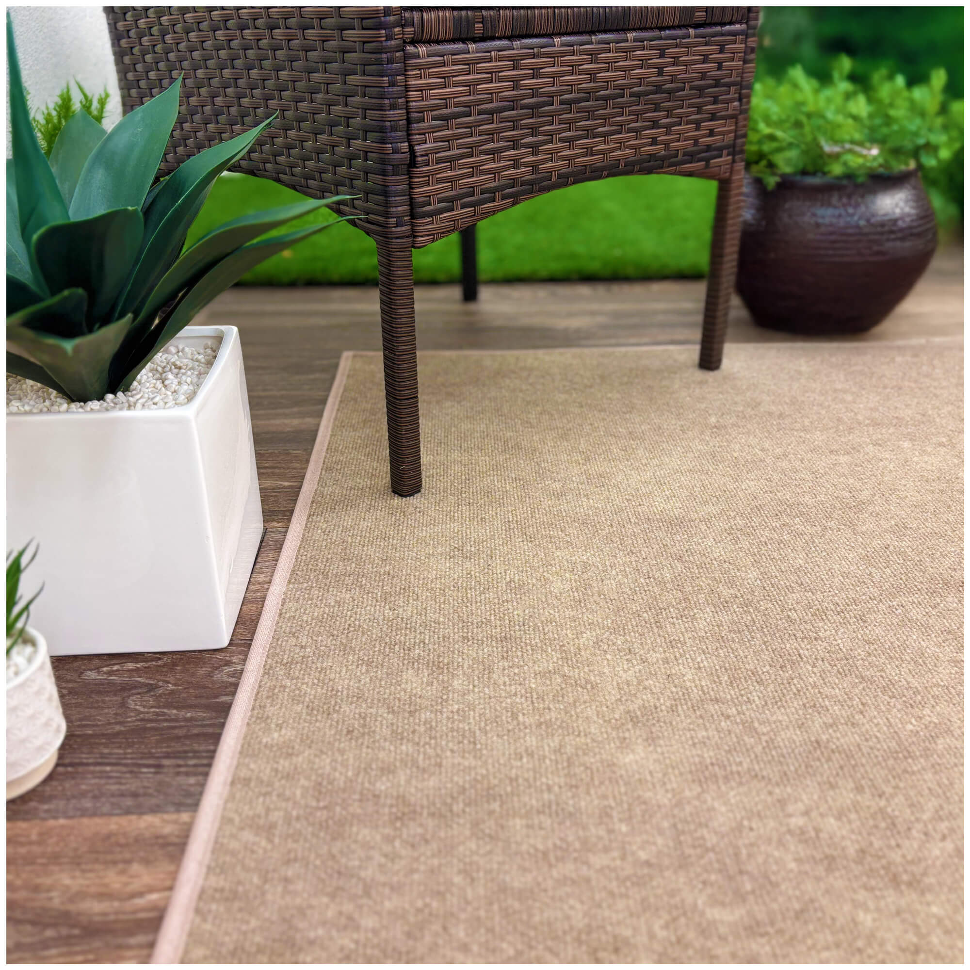 Ribbed Indoor-Outdoor Area Rug