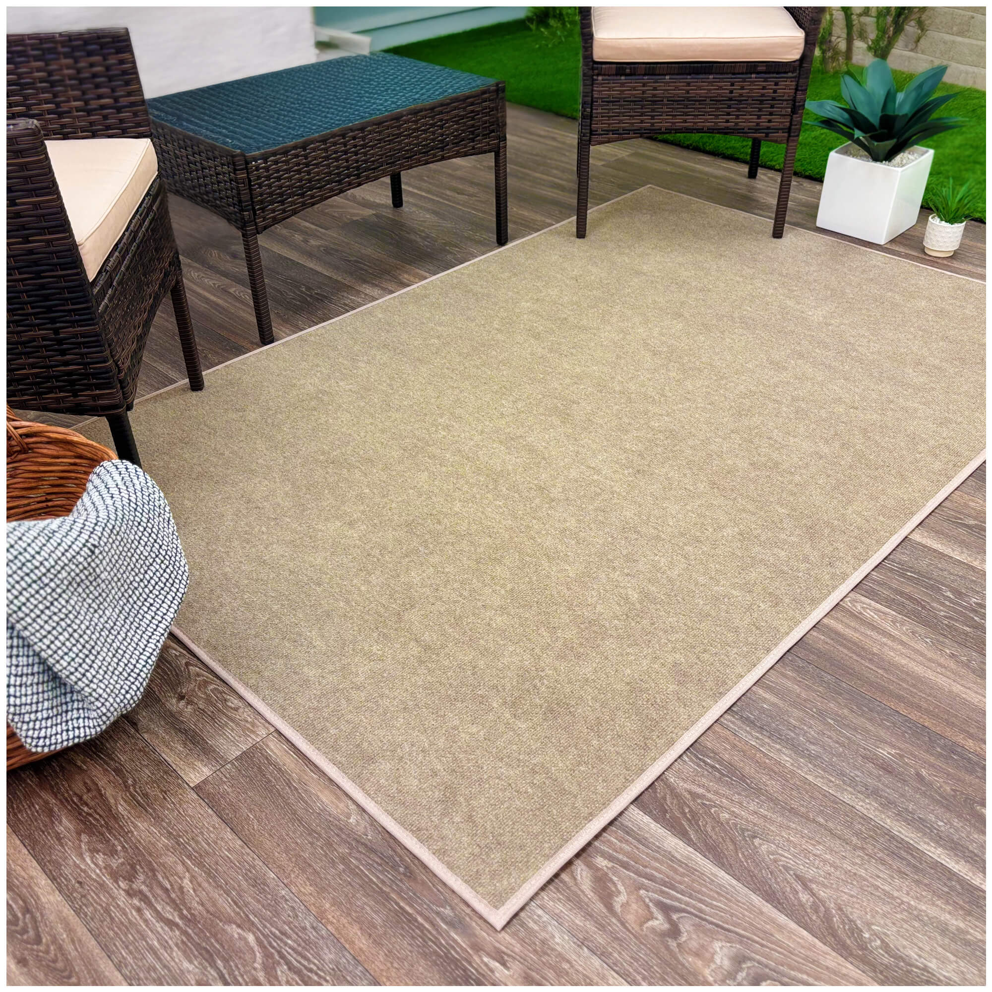Ribbed Indoor-Outdoor Area Rug