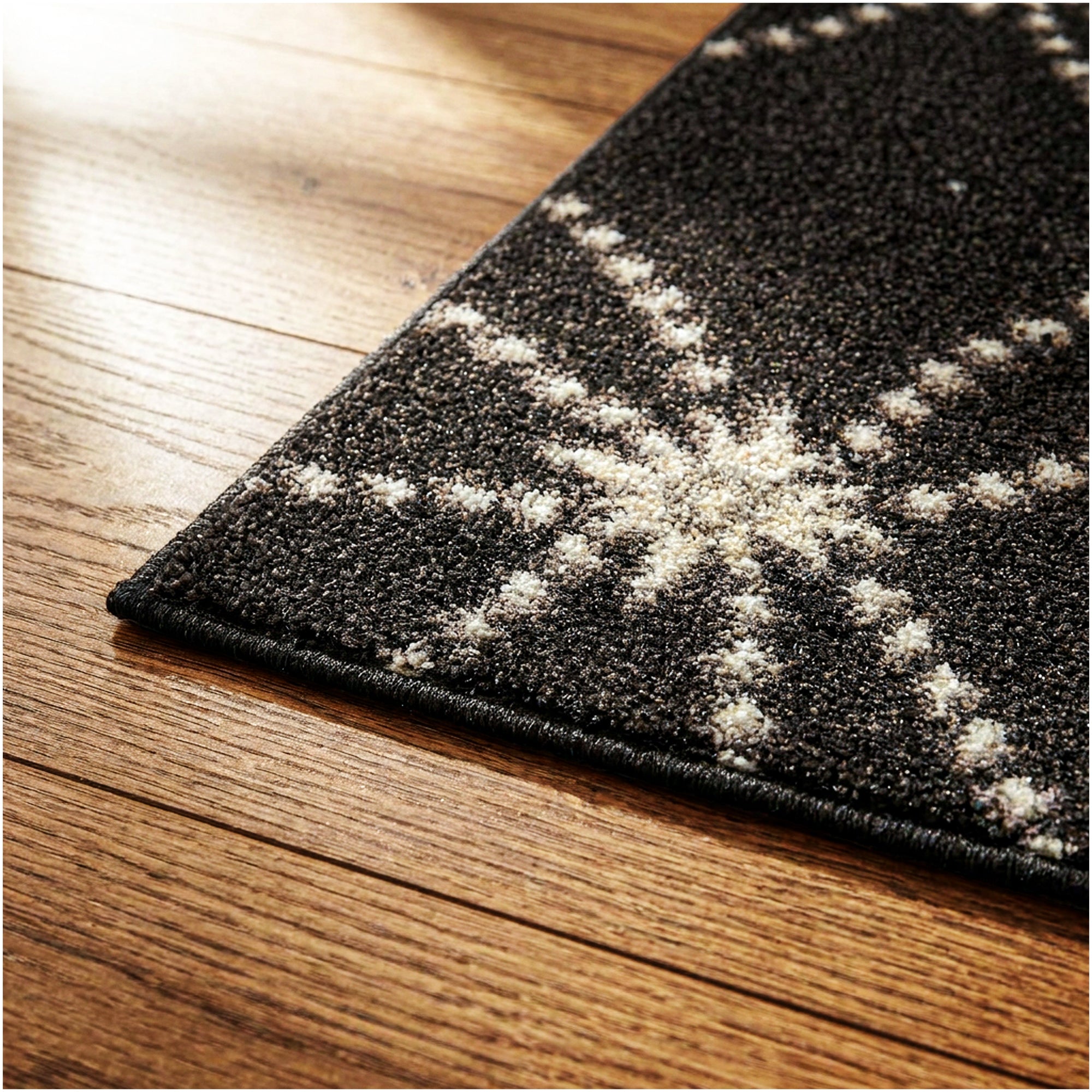 Milliken Charthouse Pattern Indoor Area Rug – 40 oz Cut Pile, Custom Sizes & Colors
