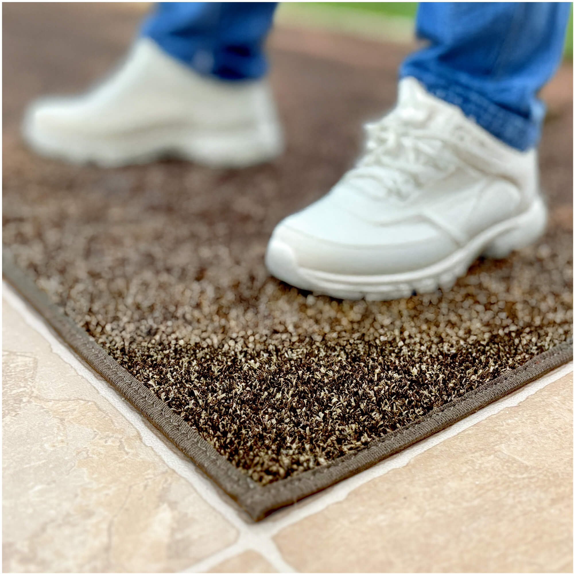 Arbor View Premium Artificial Grass Rug – Custom Sizes Available