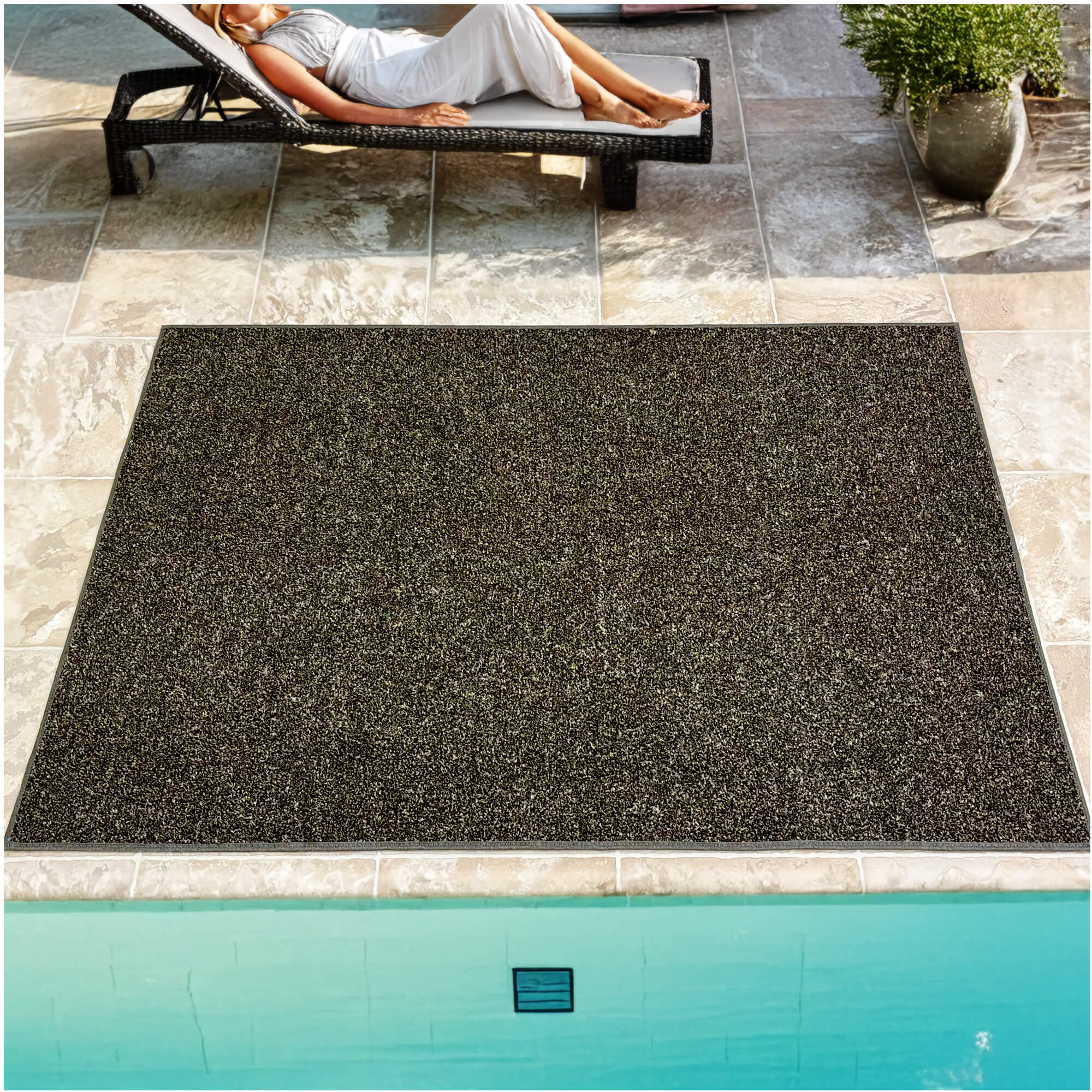 Arbor View Premium Artificial Grass Rug – Custom Sizes Available