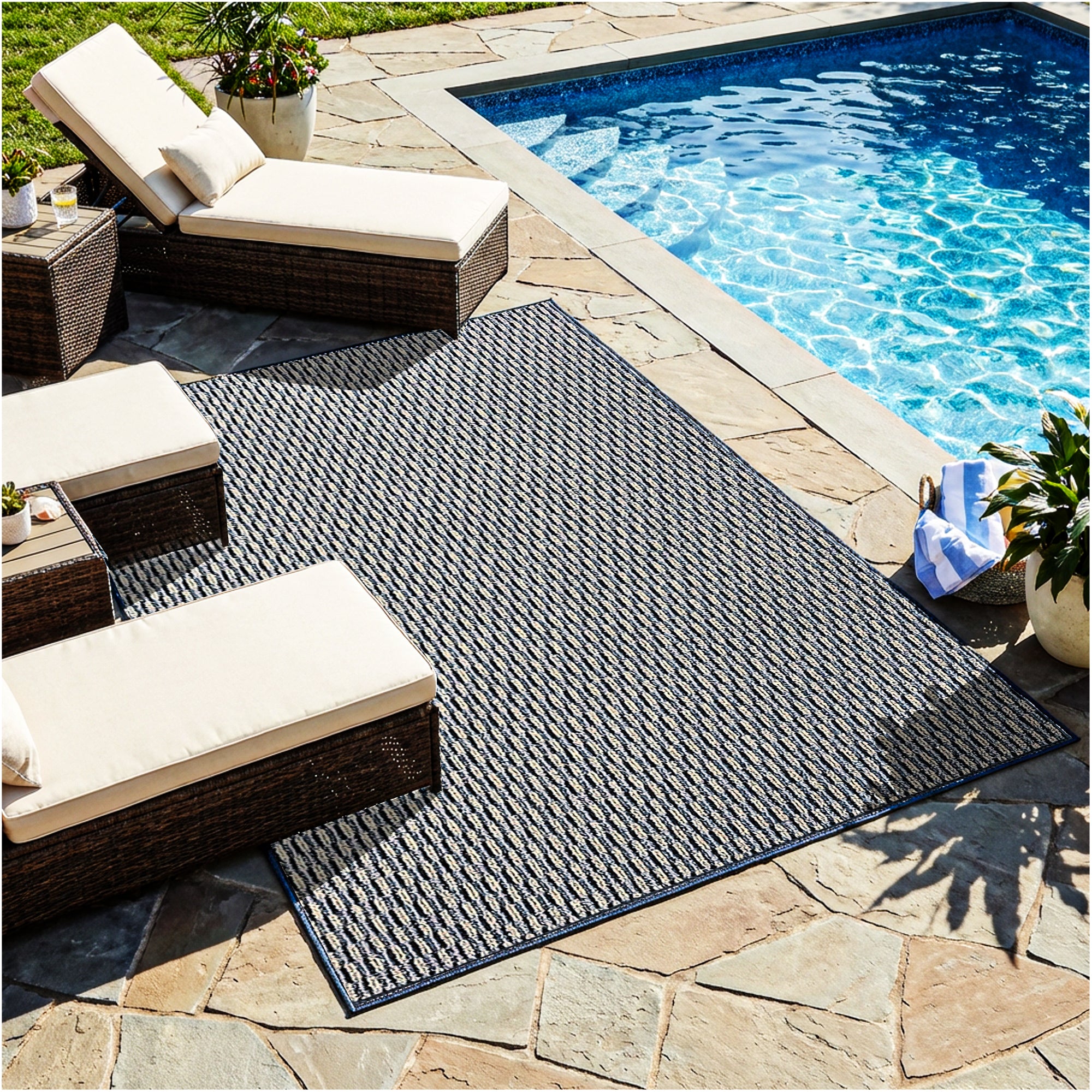 Pattern Play Level Loop Area Rug – Indoor/Outdoor | 5 Colors Available