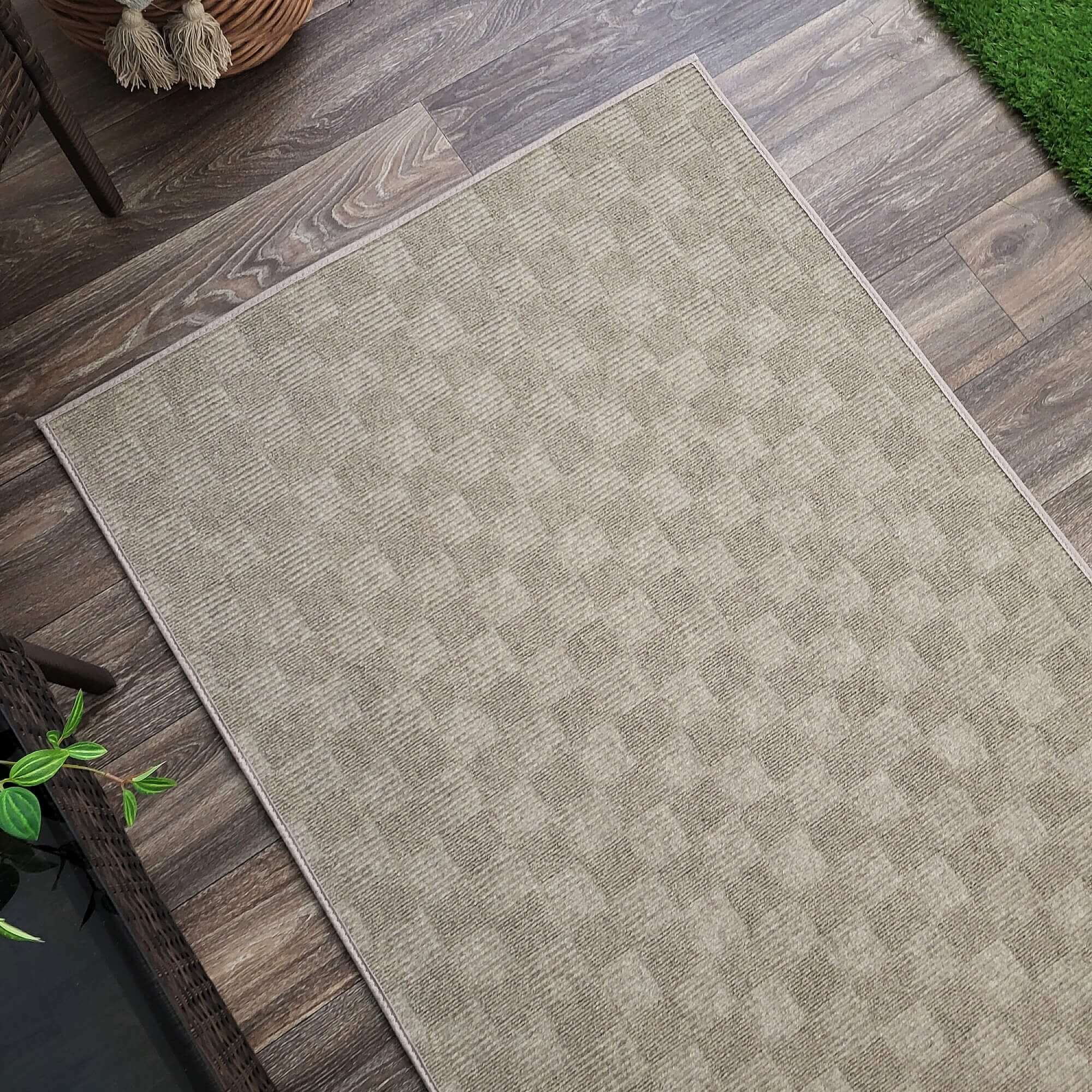 Patchwork Indoor Outdoor Area Rug – Recycled PET, Custom Size